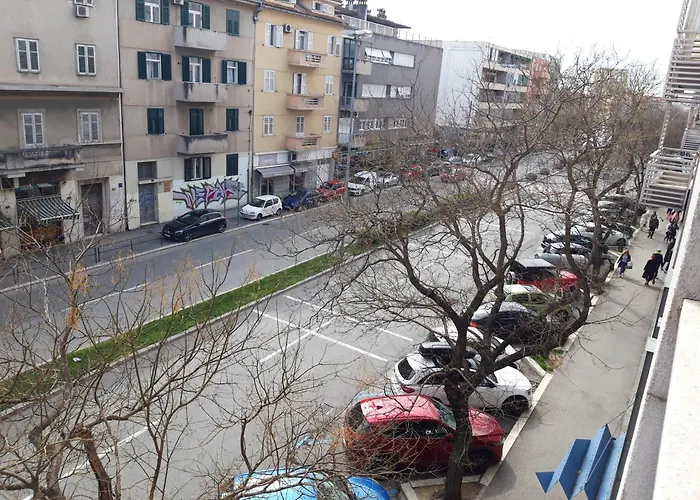 Bella Διαμέρισμα *